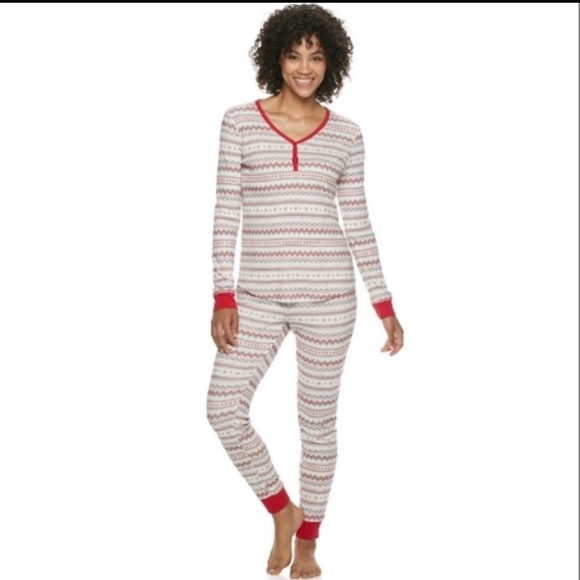 LC Lauren Conrad Other - LAUREN CONRAD HOLIDAY PAJAMAS